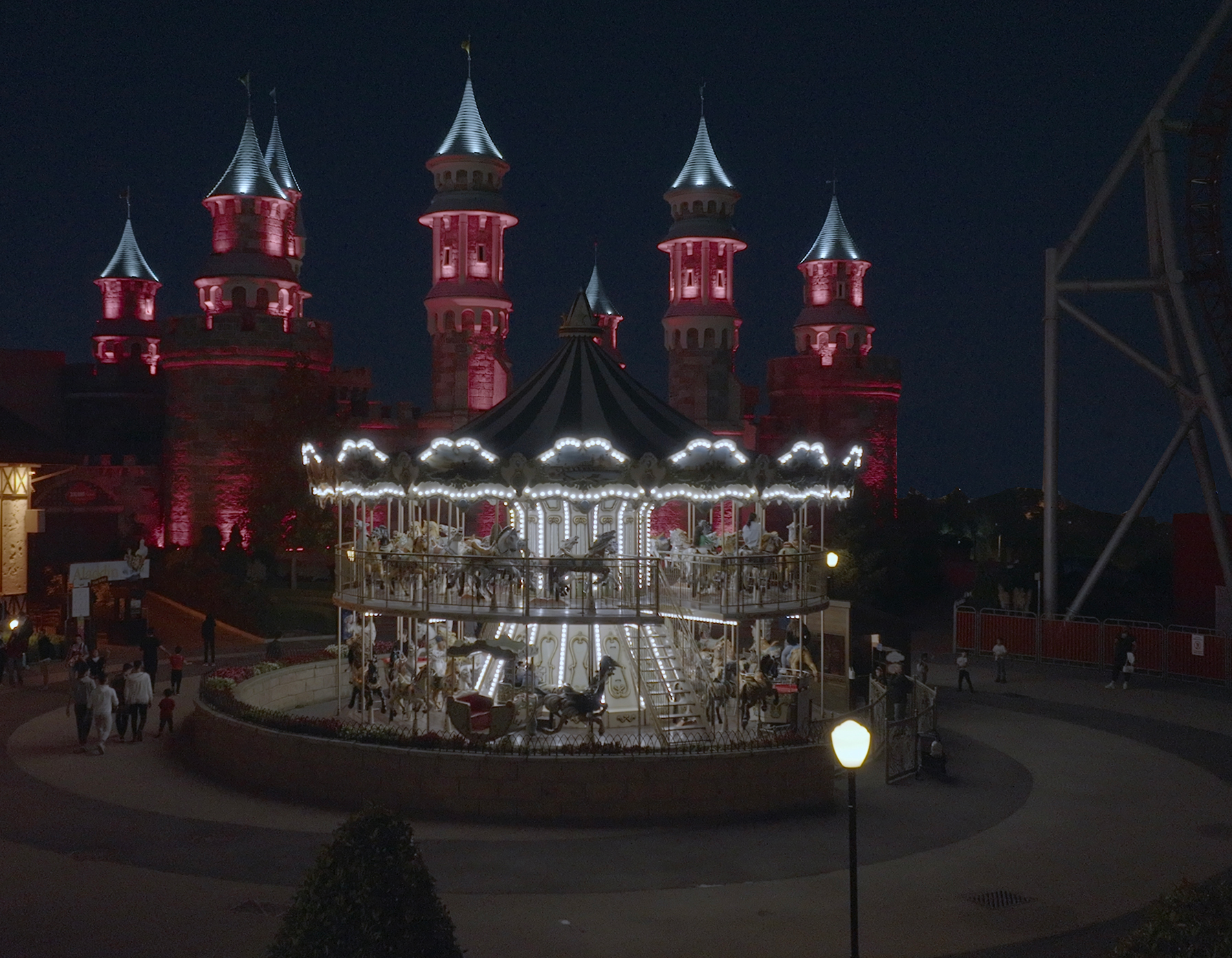 Atlıkarınca görsel 2