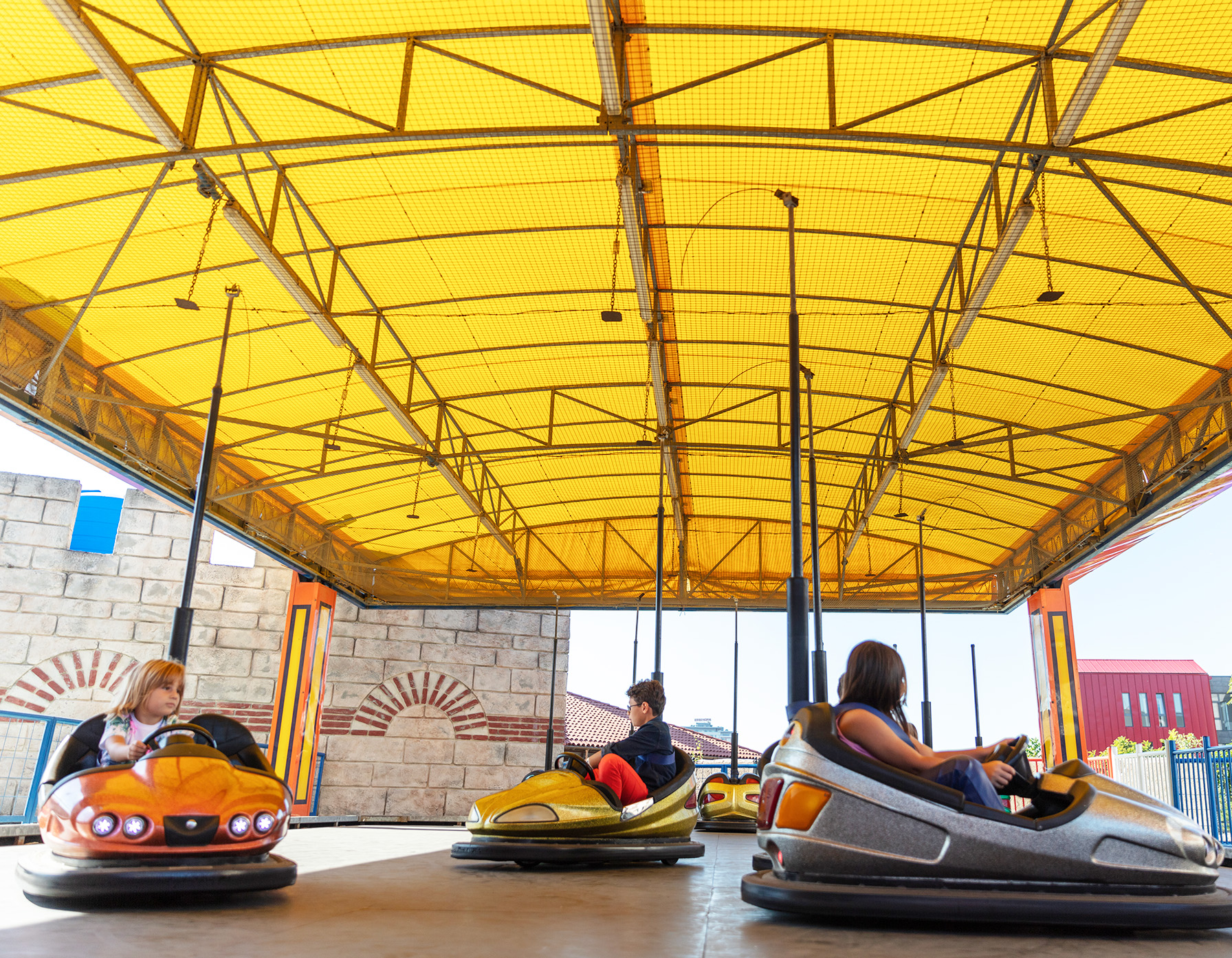 Çarpışan Arabalar görsel 2